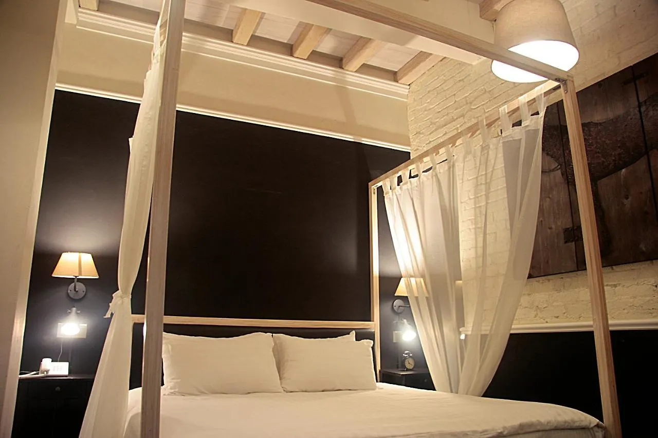 Magpie Heritage - Hideaway George Town Couette-café